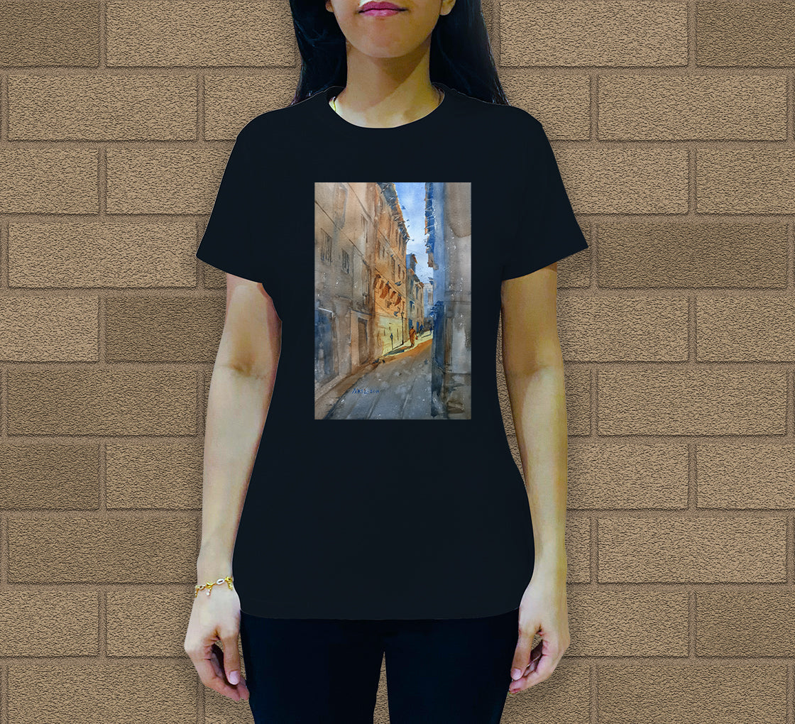 Narrow lane of old Ahmedabad Women's Crew Neck T-Shirt