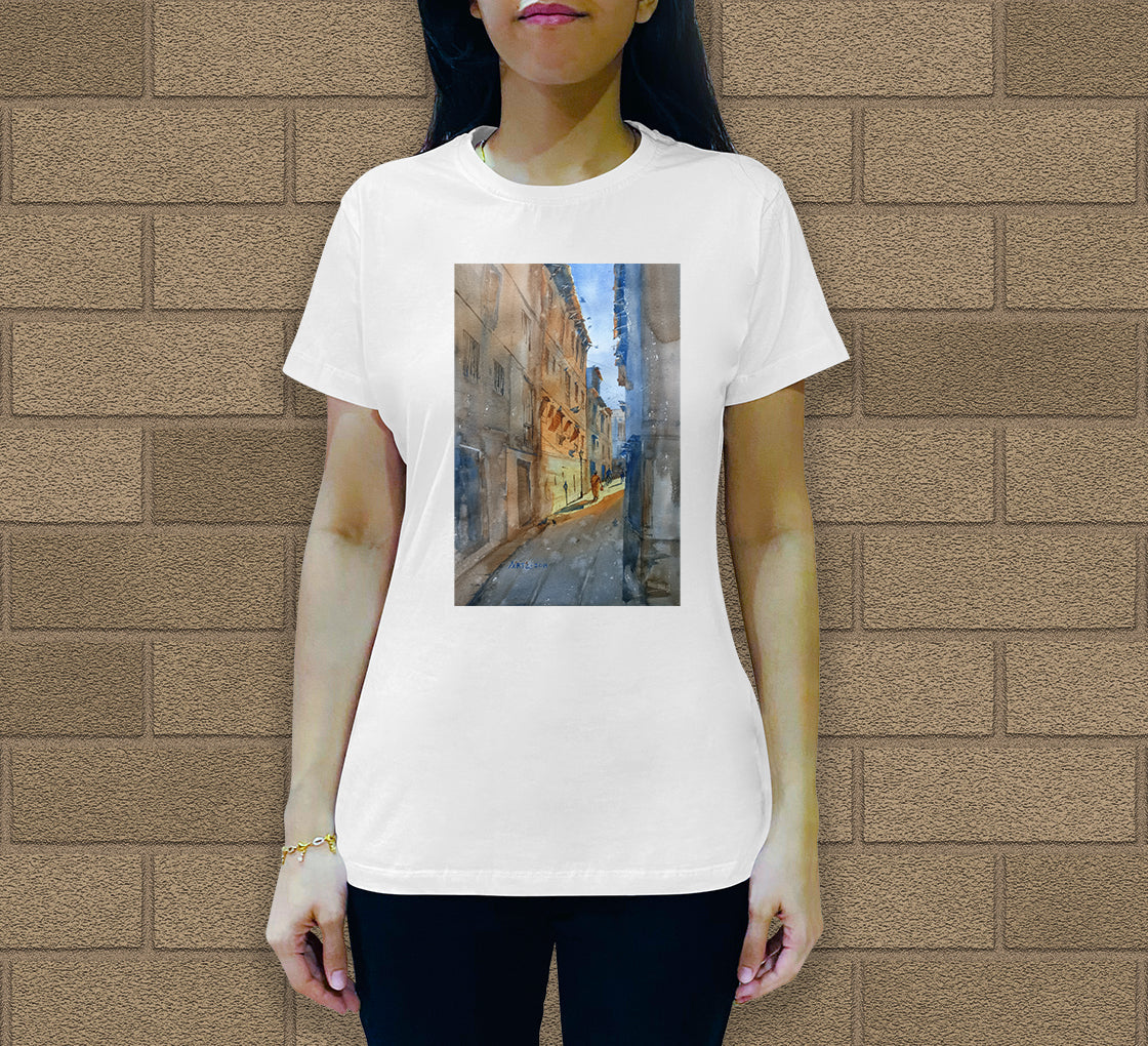 Narrow lane of old Ahmedabad Women's Crew Neck T-Shirt